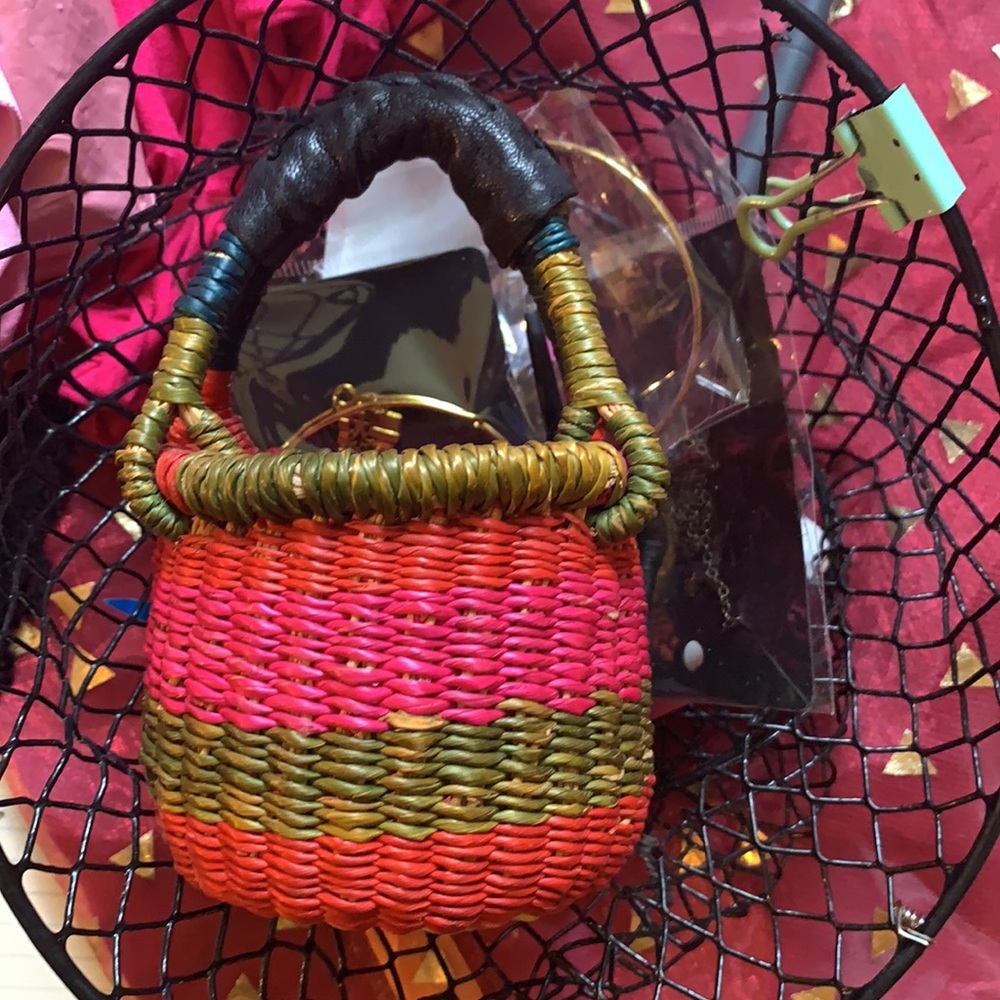 Mini basket decor - Picture 2 of 4